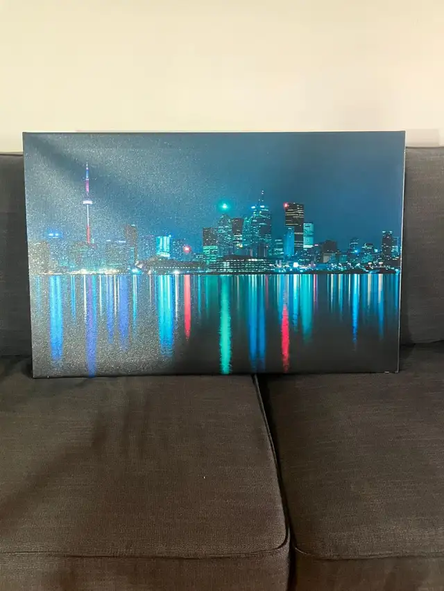 2 Framed Pictures - Photo 2