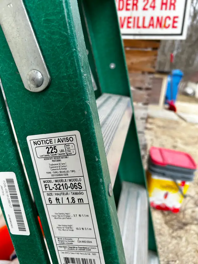 Fibreglass ladder - Photo 2