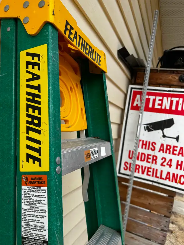 Fibreglass ladder - Photo 3