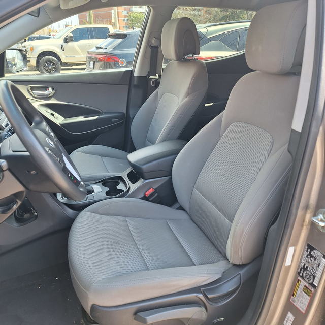 2017 Hyundai Santa Fe Sport 2.4l 4cyl, no accidents, 19 service - Photo 16