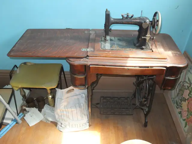 Antique New Williams Sewing Machine