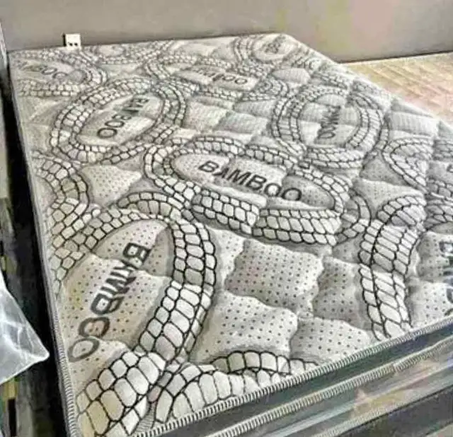 King Mattress Strong Support With Soft Comfort Top