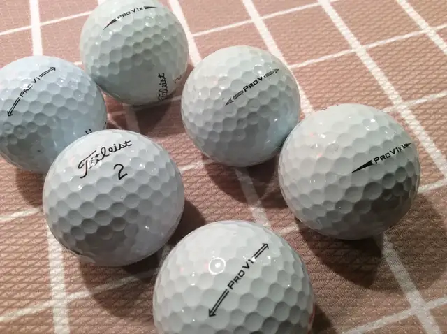 Balles GOLF récupérées toutes marques comme neuves 50 balles $30