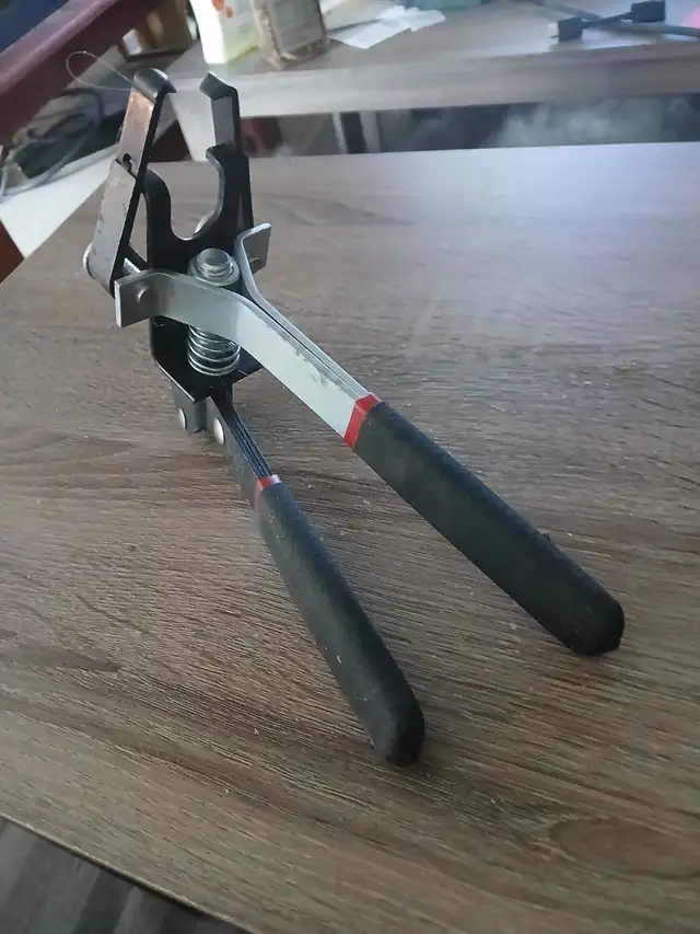 Valve spring puller - Photo 2