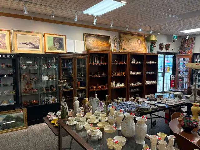 Insane Estate Sale - Photo 6