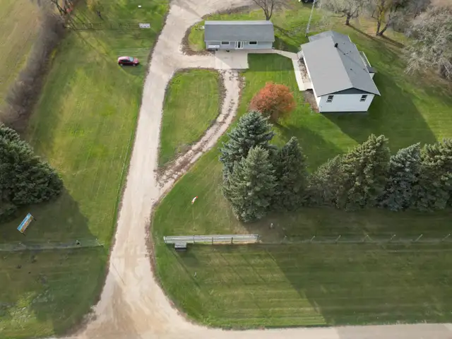 AGRICULTURAL PARTS DEPOT OPERATOR (MB) - Photo 5