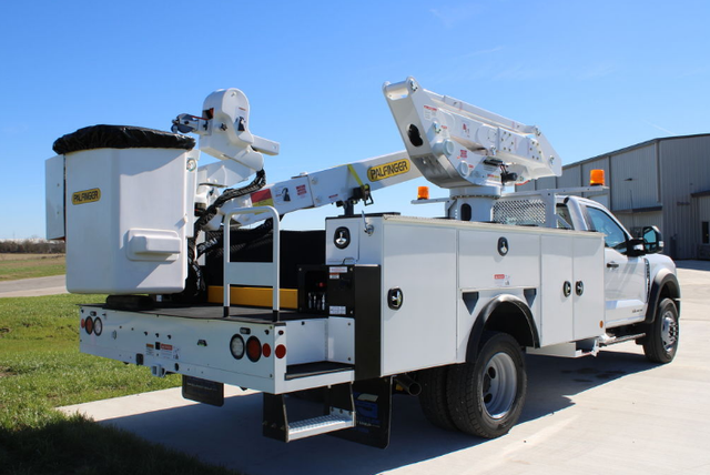 2024 Ford F600 PALFINGER ETC-MH-40-IH Bucket Truck - Photo 3