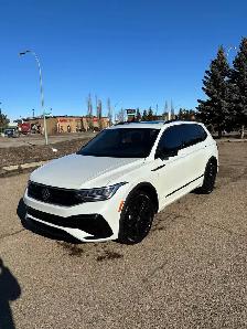 2022 Volkswagen Tiguan R-Line