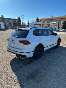 2022 Volkswagen Tiguan R-Line - Photo 4