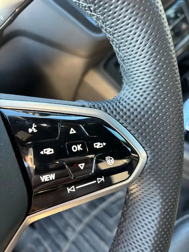 2022 Volkswagen Tiguan R-Line - Photo 5