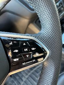 2022 Volkswagen Tiguan R-Line - Photo 5