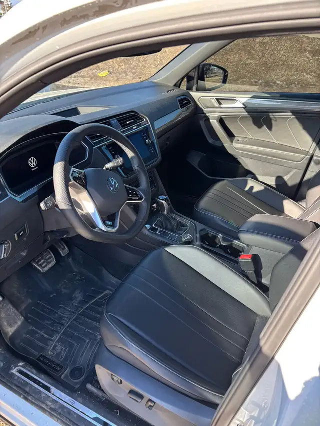 2022 Volkswagen Tiguan R-Line - Photo 6