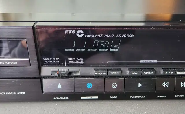 PHILIPS CD650 CD PLAYER WITH REMOTE CONTROL - Photo 3