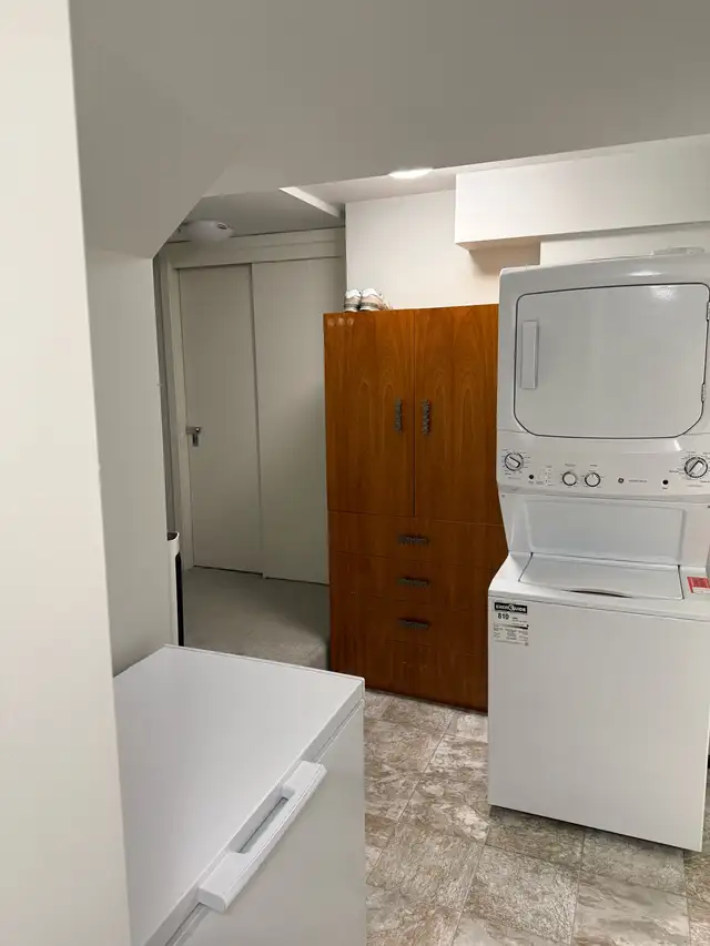 Furnished 1 Bedroom Basement condo - Photo 7