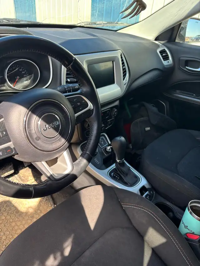 2021 Jeep Compass Sport 4x4 - Photo 2