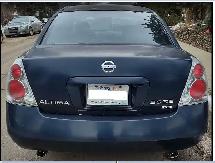 Rusty 2005 Nissan Altima SE V6 - Photo 2
