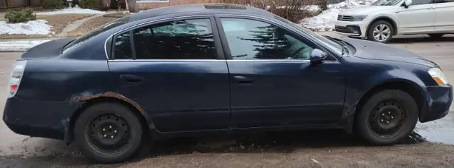 Rusty 2005 Nissan Altima SE V6 - Photo 3
