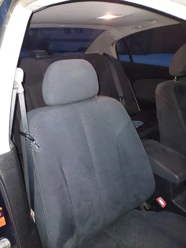 Rusty 2005 Nissan Altima SE V6 - Photo 5