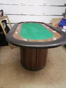Table de poker 8 pieds – Excellente condition