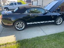 2011 Ford Mustang 3.7L V6 - Photo 3