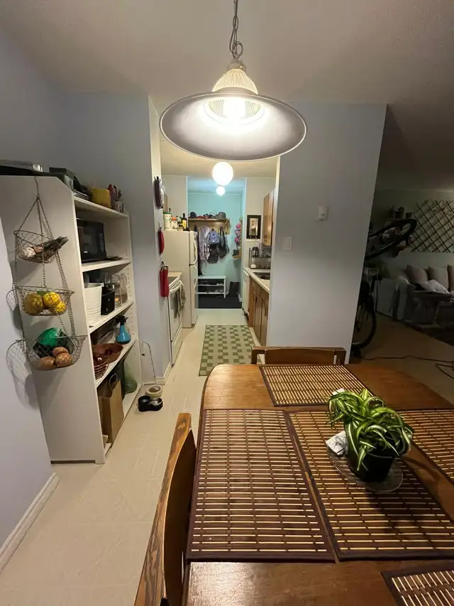 Awesome Downtown Suite with Amazing Views - Photo 7