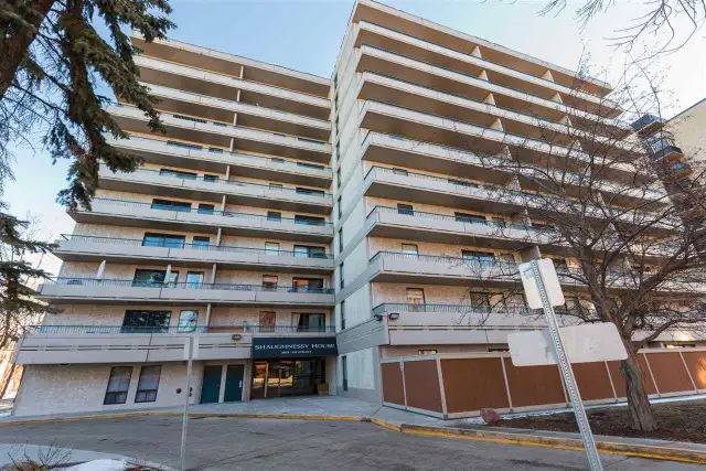 Awesome Downtown Suite with Amazing Views - Photo 8