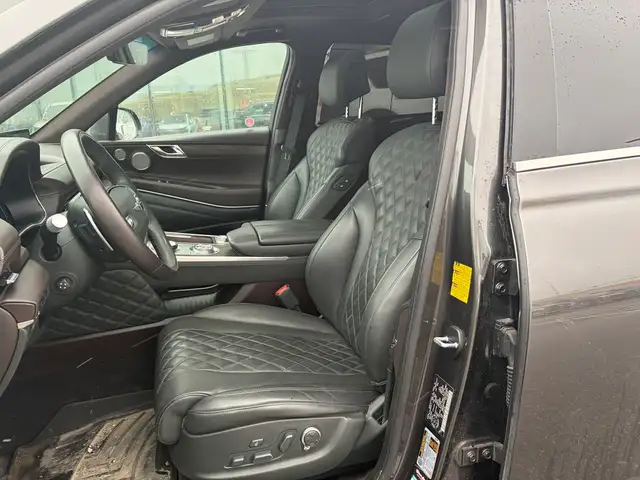 2024 Genesis GV80 3.5T Prestige AWD • 360 Camera • Head Up Displ - Photo 5