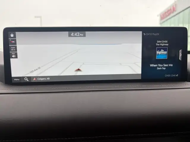 2024 Genesis GV80 3.5T Prestige AWD • 360 Camera • Head Up Displ - Photo 13