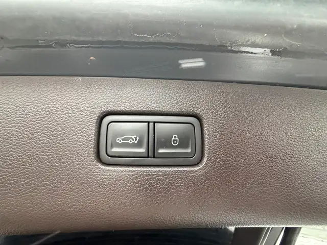 2024 Genesis GV80 3.5T Prestige AWD • 360 Camera • Head Up Displ - Photo 26