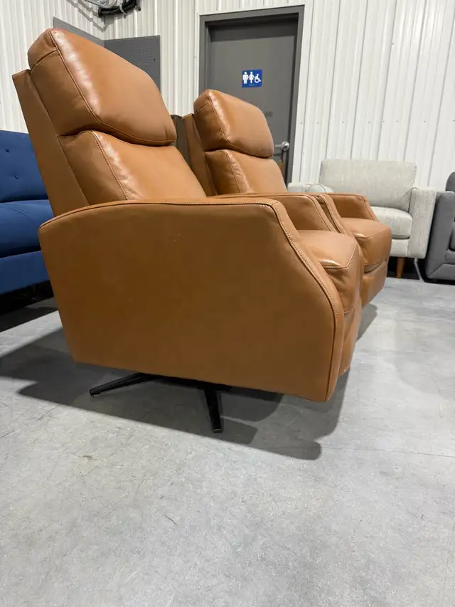 Tan leather swivel pushback recliner - Photo 4