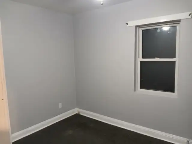 FOUR BEDROOM EXEXUTIVE APARTMENT - Photo 3