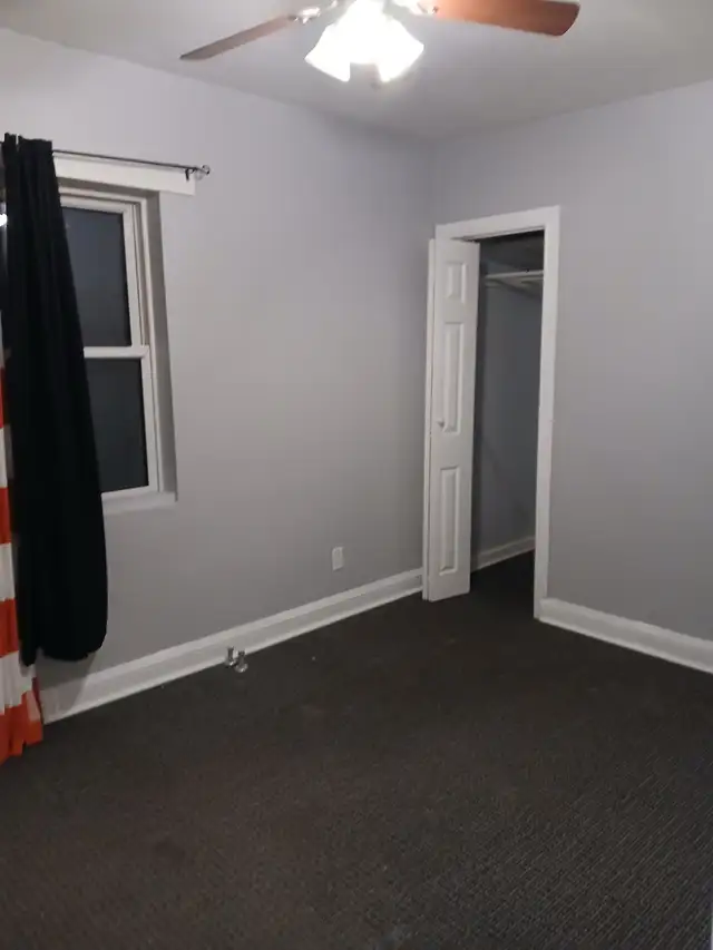 FOUR BEDROOM EXEXUTIVE APARTMENT - Photo 9