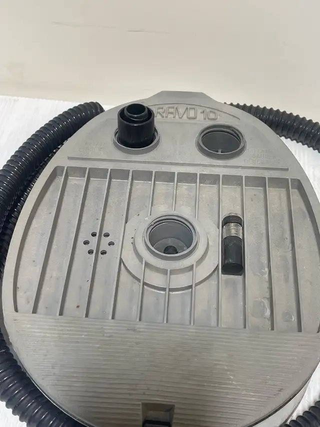 Bravo 10 Foot Pump great for inflatables - Photo 7