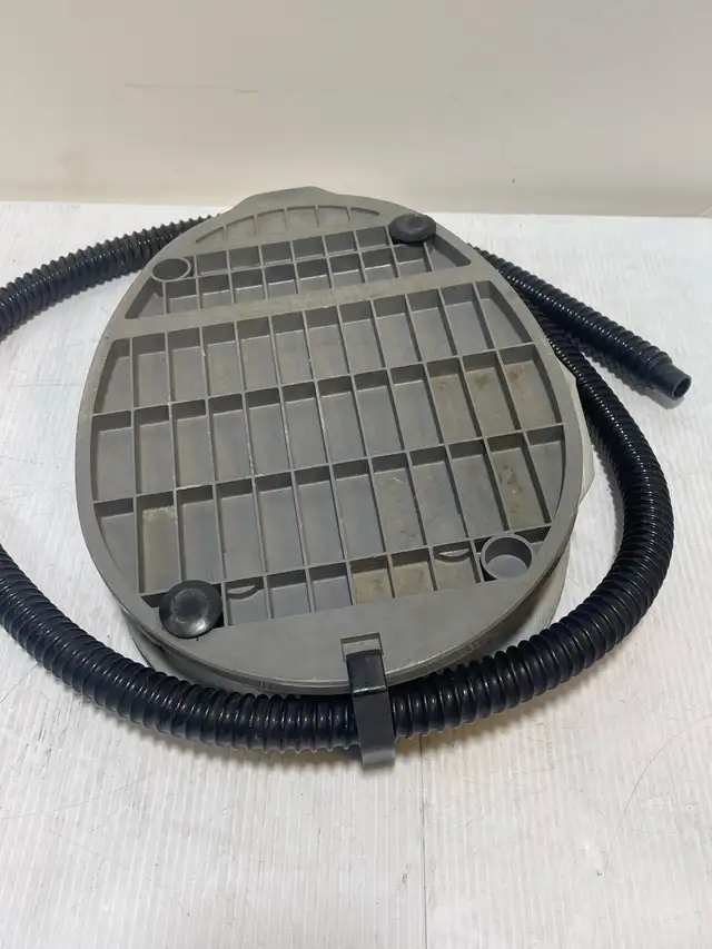 Bravo 10 Foot Pump great for inflatables - Photo 9