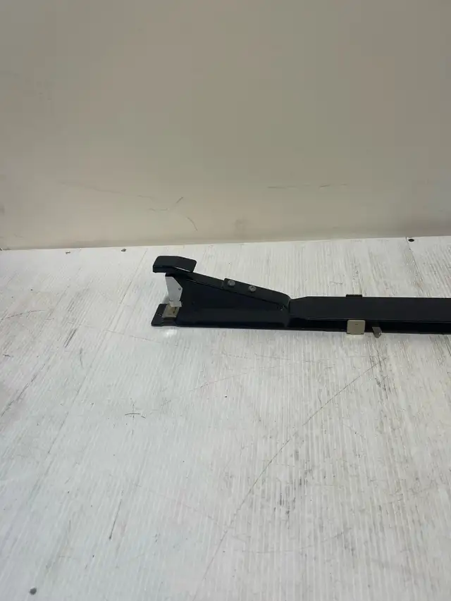 Swingline Stapler - Photo 3