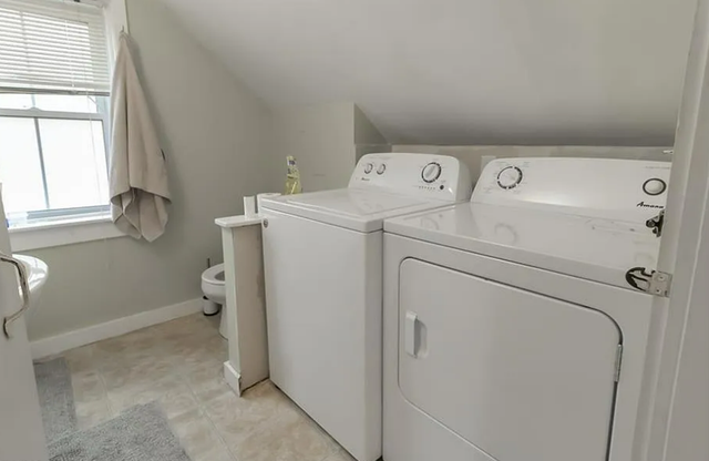 Waterloo Spring Sublet - Photo 5