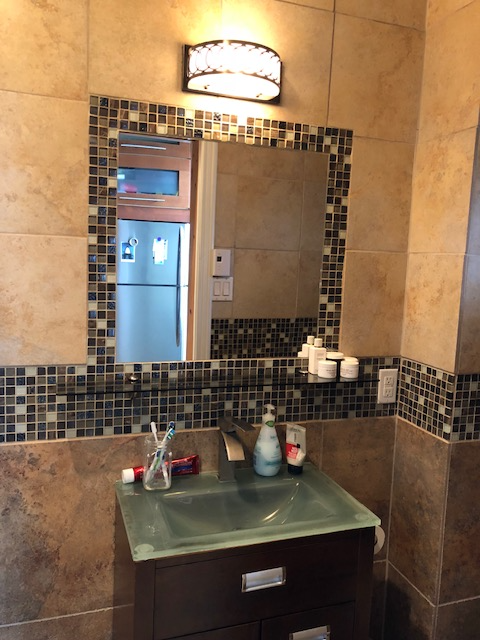 APPARTEMENT - STYLE LOFT - 1er JUILLET OU AVANT - SEMI_MEUBLÉ - Photo 9