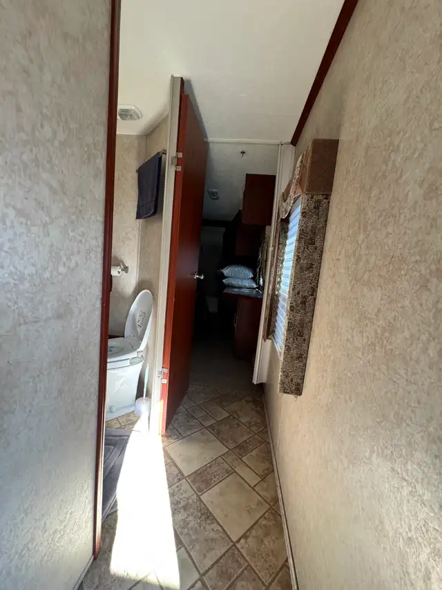 -Roulotte à vendre 12000$ Keystone Sportmen 32 pieds - Photo 5