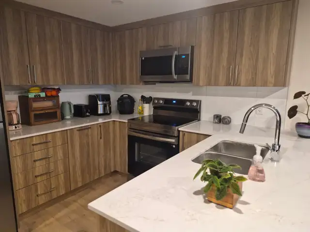 Looking for someone to take over our lease. - Photo 2