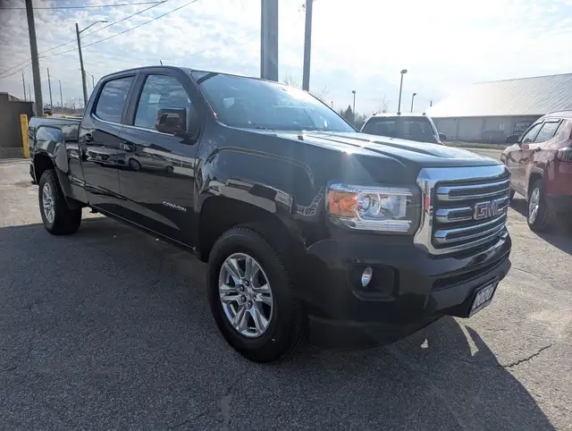 2020 GMC Canyon 4WD SLE WITH 3.6L V6! - Photo 5