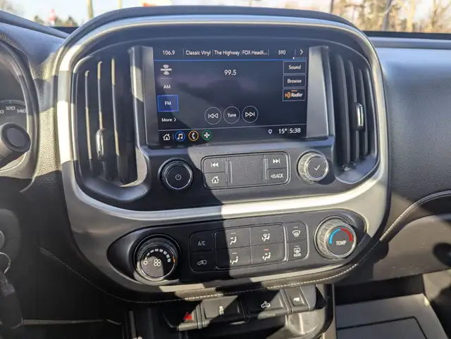 2020 GMC Canyon 4WD SLE WITH 3.6L V6! - Photo 14