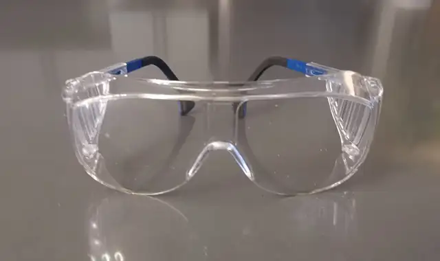 High Quality Safety Goggle  (B) - Photo 2