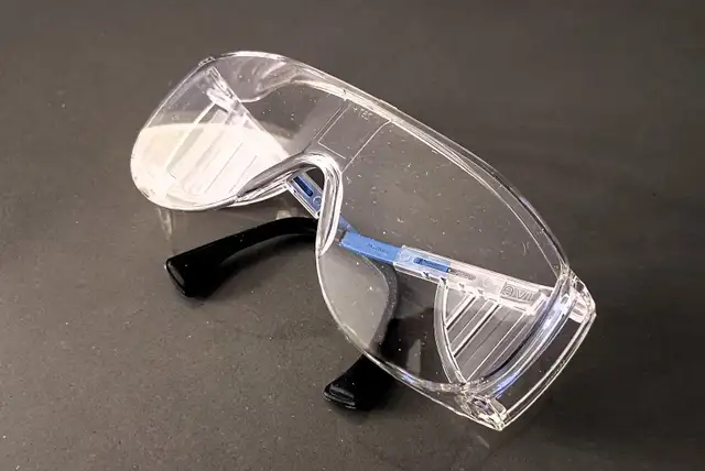High Quality Safety Goggle  (B) - Photo 6