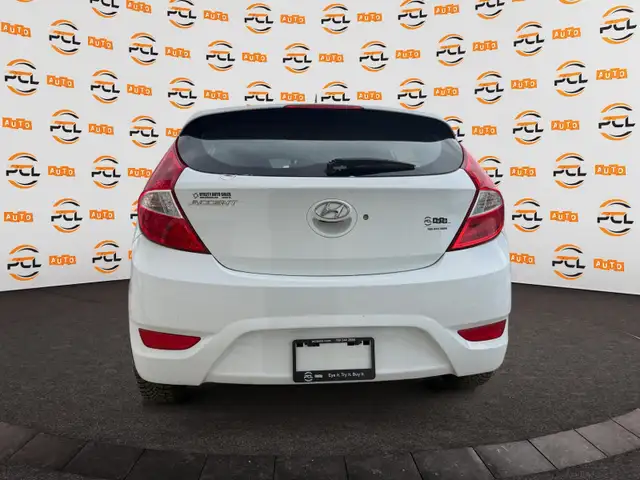 2016 Hyundai Accent - Photo 6