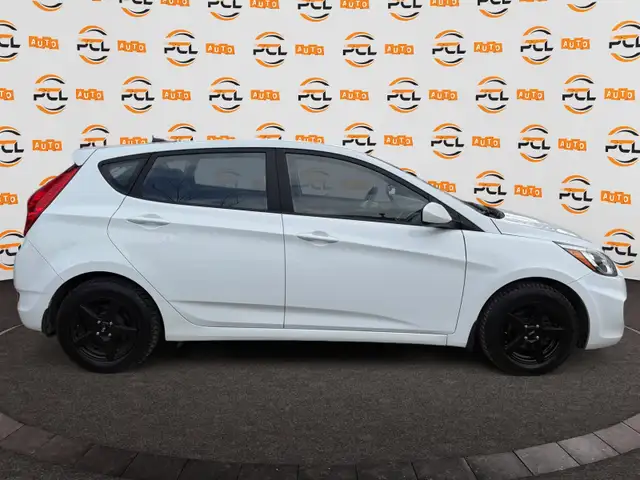 2016 Hyundai Accent - Photo 8