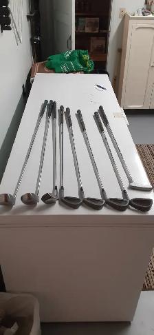 GOLF CLUBS, BAG, AND CART