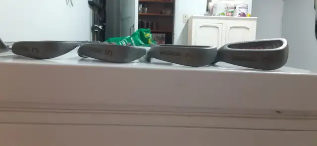 GOLF CLUBS, BAG, AND CART - Photo 2