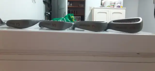 GOLF CLUBS, BAG, AND CART - Photo 3