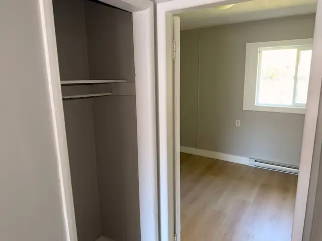 1 Bed 1 Bath Apartment Pioneer Villa complex - Photo 6