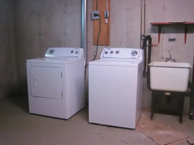 Antigonish. Duplex. 2.5 bdrms. June 1. No Smokers. Dog OK. - Photo 10